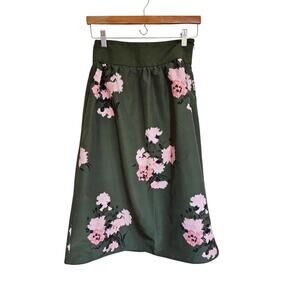 Tuckernuck Olive and Pressed Powder Floral Louise Skirt Size 4